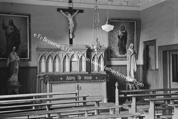 COLLEGE JUNIOR CHAPEL INTERIOR